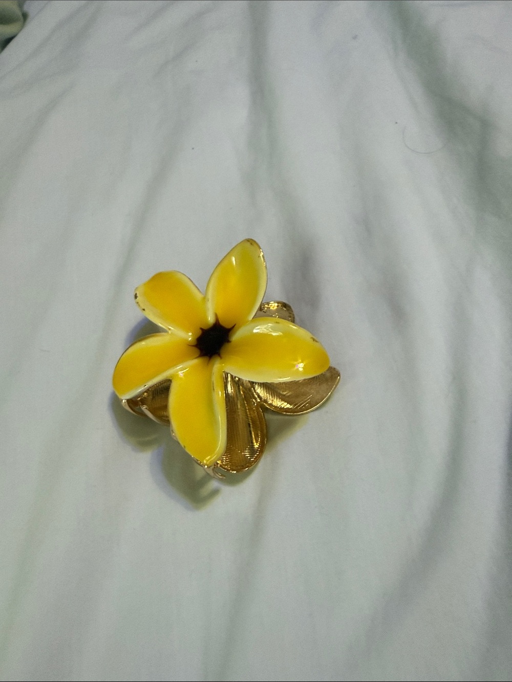 Yellow Flower Enamel Pin Brooch - Women's Jewelry claw clip